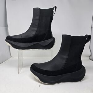 The North Face Halseigh Womens Size 10 Knit Waterproof Black Leather Snow Boots